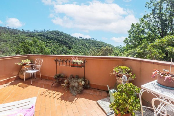 appartamento in vendita a Celle Ligure in zona Sanda