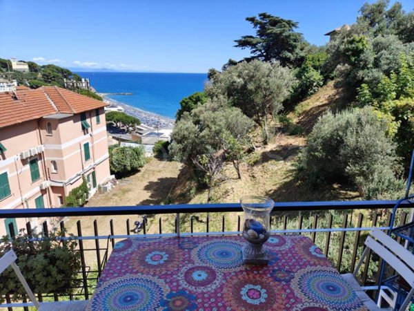 appartamento in vendita a Celle Ligure in zona Costa