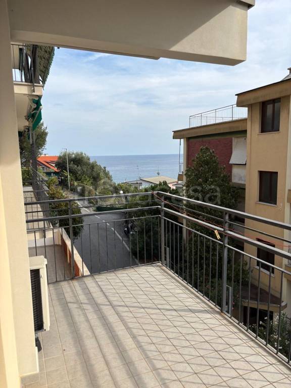 appartamento in vendita a Celle Ligure