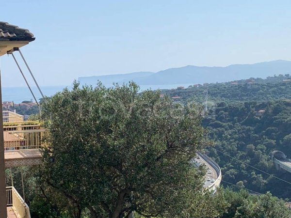 appartamento in vendita a Celle Ligure