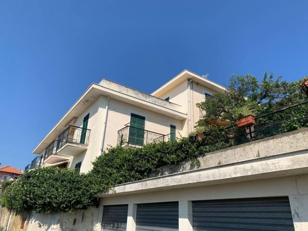 appartamento in vendita a Celle Ligure in zona Pecorile