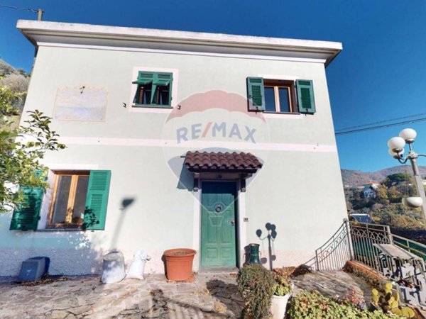 casa indipendente in vendita a Celle Ligure in zona Sanda