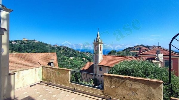 appartamento in vendita a Celle Ligure in zona Costa