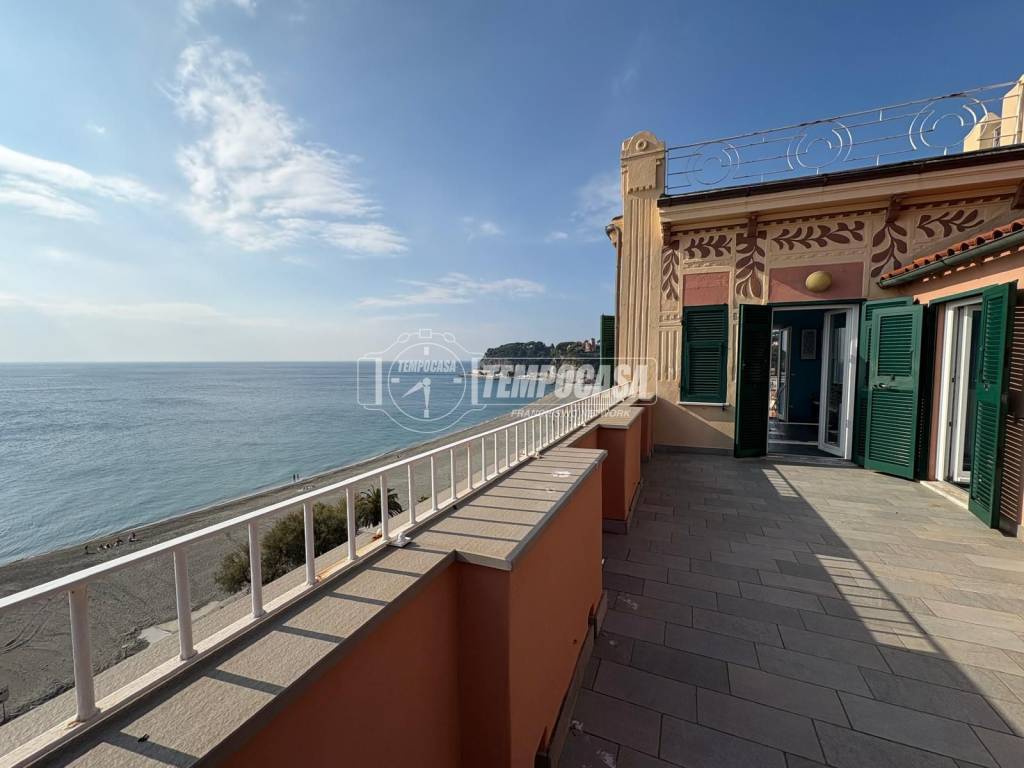 appartamento in vendita a Celle Ligure