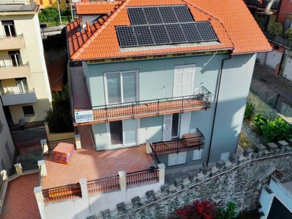 appartamento in vendita a Celle Ligure in zona Pecorile