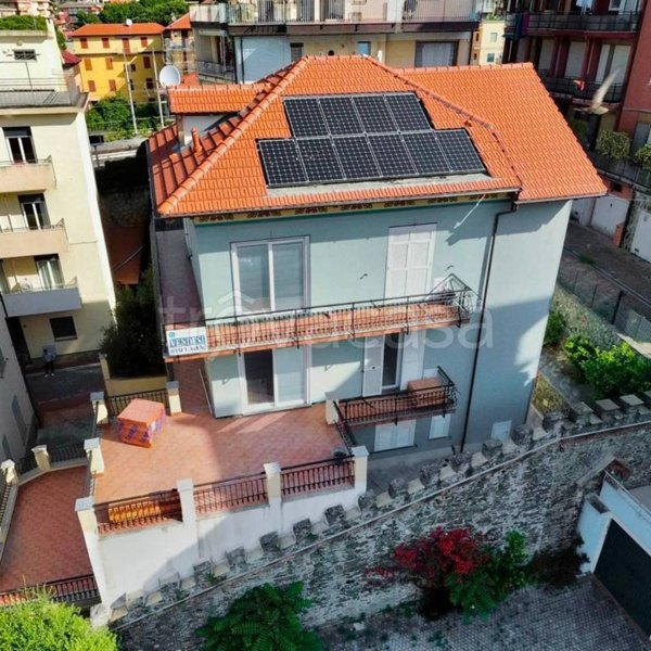 appartamento in vendita a Celle Ligure