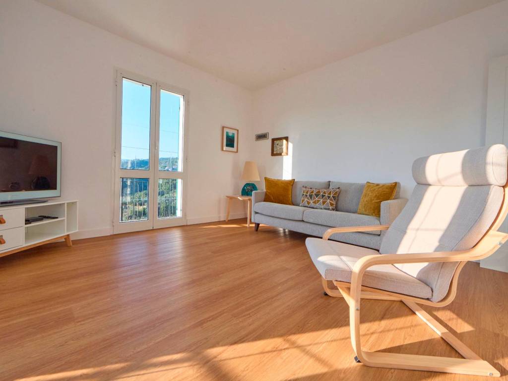 appartamento in vendita a Celle Ligure in zona Pecorile