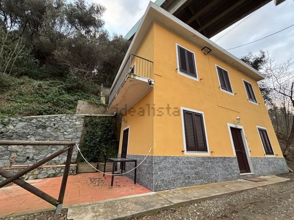 casa indipendente in vendita a Celle Ligure