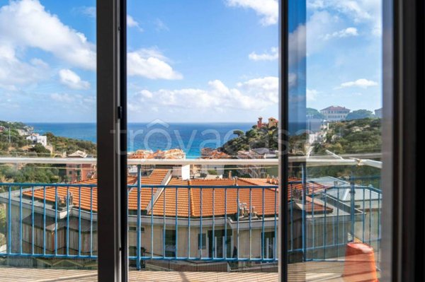 appartamento in vendita a Celle Ligure in zona Cassisi