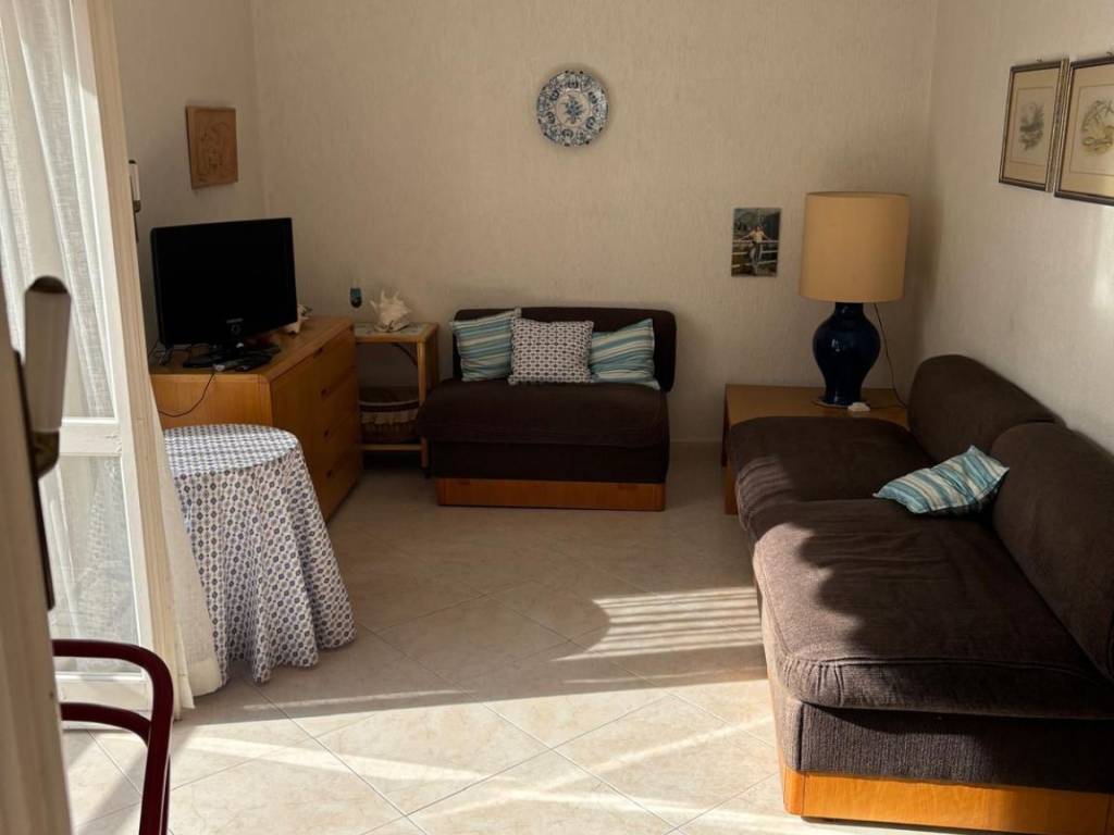 appartamento in vendita a Celle Ligure in zona Pecorile