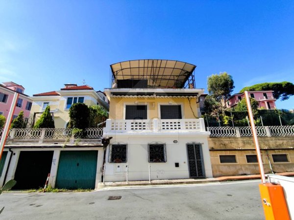appartamento in vendita a Celle Ligure in zona Pecorile