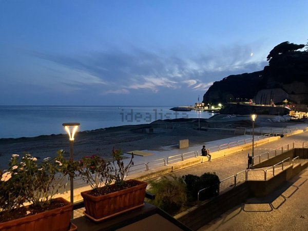 appartamento in vendita a Celle Ligure