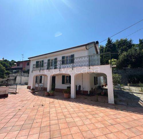casa indipendente in vendita a Celle Ligure