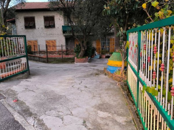 appartamento in vendita a Celle Ligure in zona Sanda