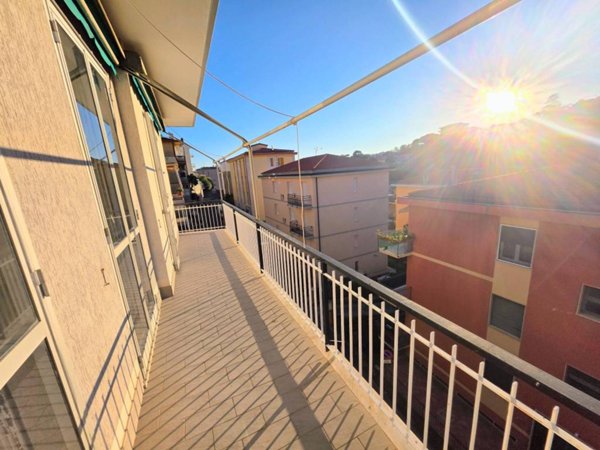 appartamento in vendita a Celle Ligure in zona Pecorile