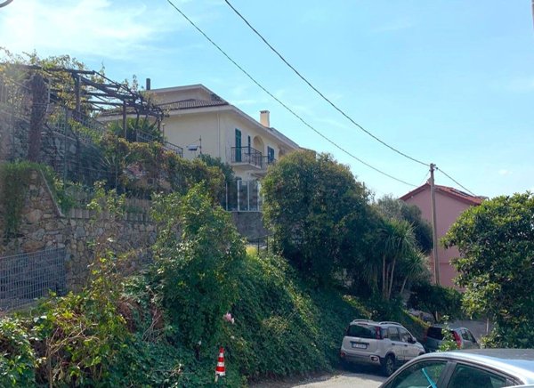appartamento in vendita a Celle Ligure