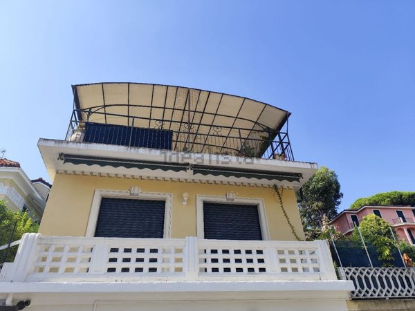 appartamento in vendita a Celle Ligure