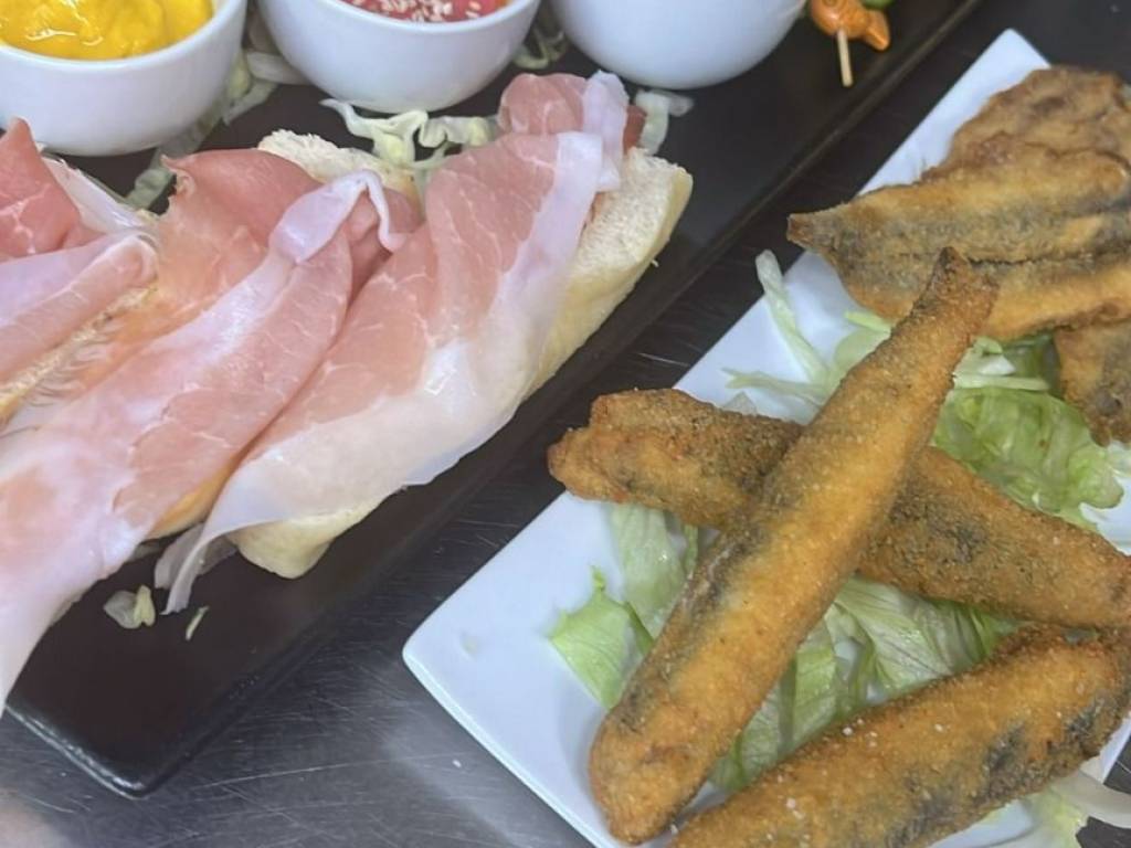 negozio in vendita a Celle Ligure in zona Pecorile