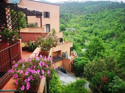 appartamento in vendita a Celle Ligure in zona Pecorile