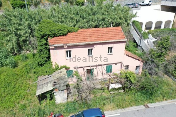 casa indipendente in vendita a Celle Ligure