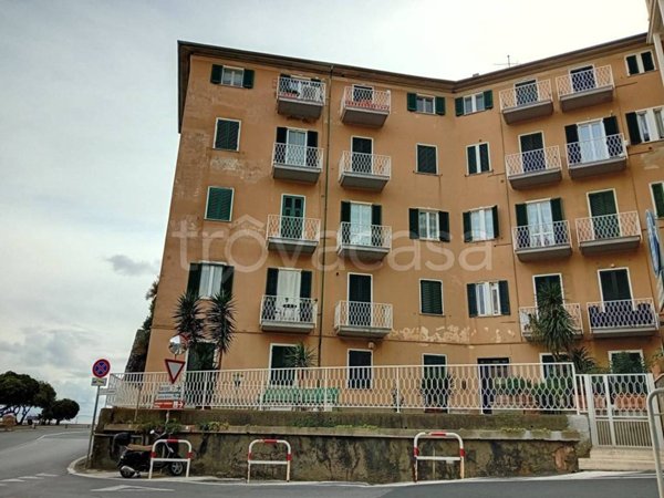 appartamento in vendita a Celle Ligure in zona Cassisi