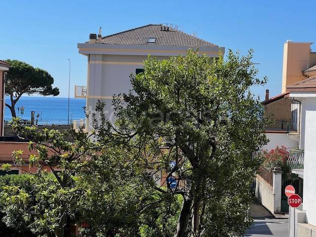 appartamento in vendita a Celle Ligure
