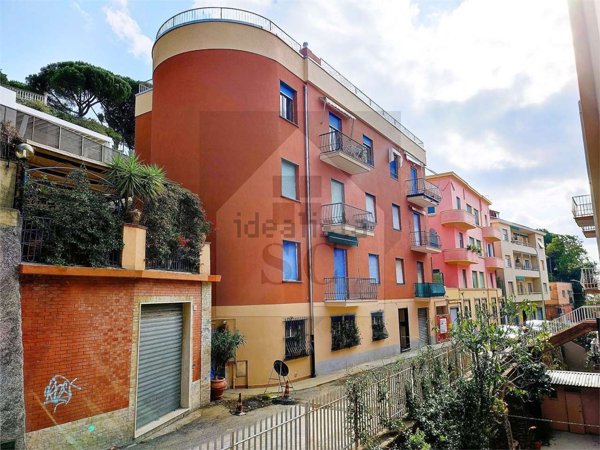appartamento in vendita a Celle Ligure in zona Costa