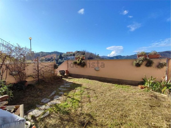casa indipendente in vendita a Celle Ligure