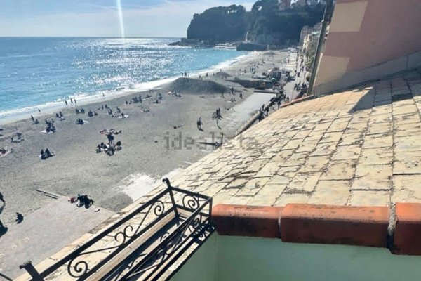 appartamento in vendita a Celle Ligure