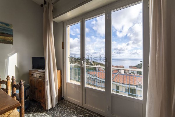 appartamento in vendita a Celle Ligure in zona Costa