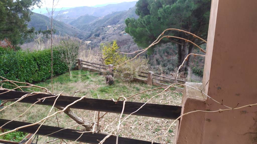 casa indipendente in vendita a Celle Ligure in zona Sanda