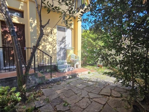 appartamento in vendita a Celle Ligure in zona Pecorile