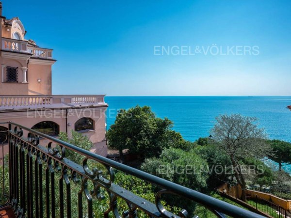 appartamento in vendita a Celle Ligure in zona Pecorile