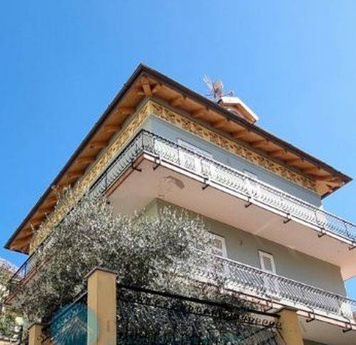 appartamento in vendita a Celle Ligure in zona Pecorile