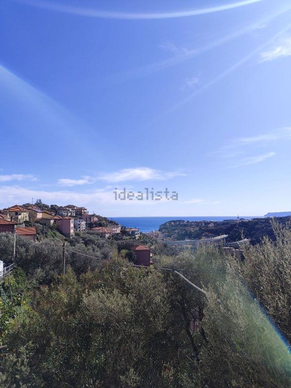 appartamento in vendita a Celle Ligure in zona Costa