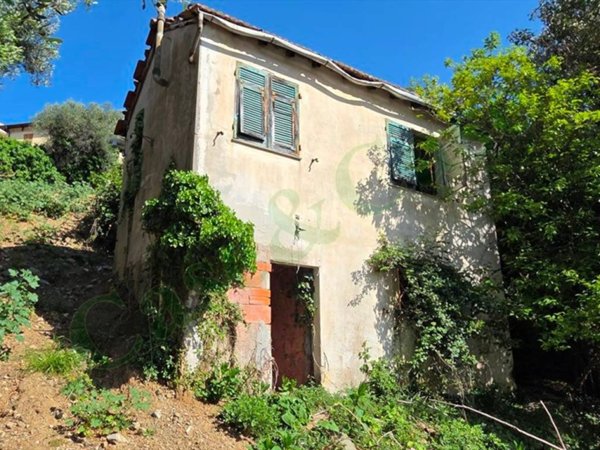 casa indipendente in vendita a Celle Ligure in zona Pecorile