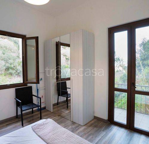 casa indipendente in vendita a Celle Ligure