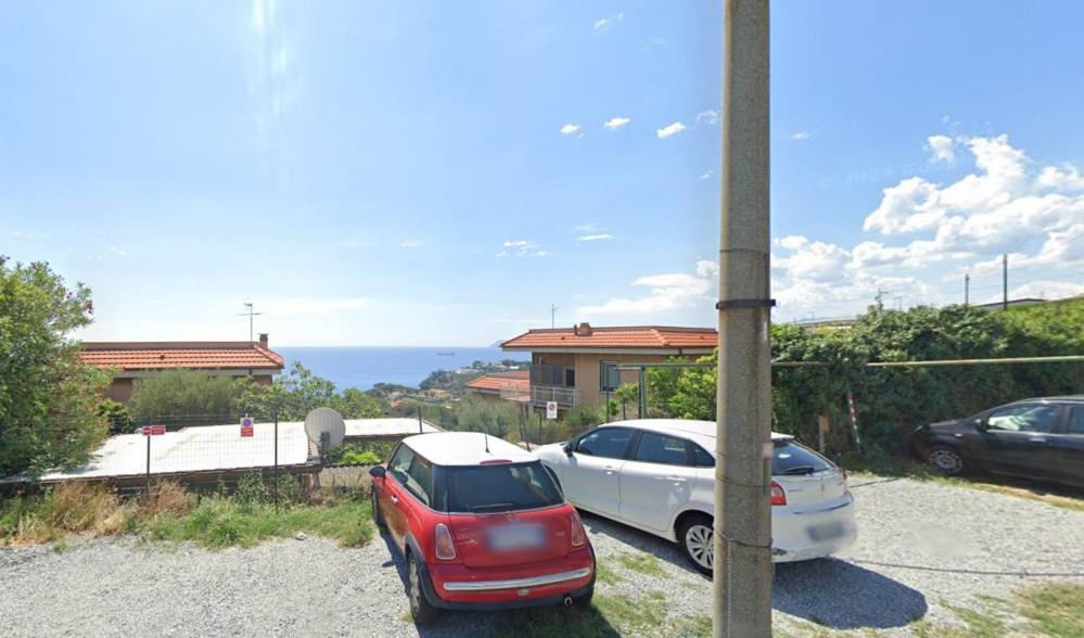 casa indipendente in vendita a Celle Ligure in zona Pecorile