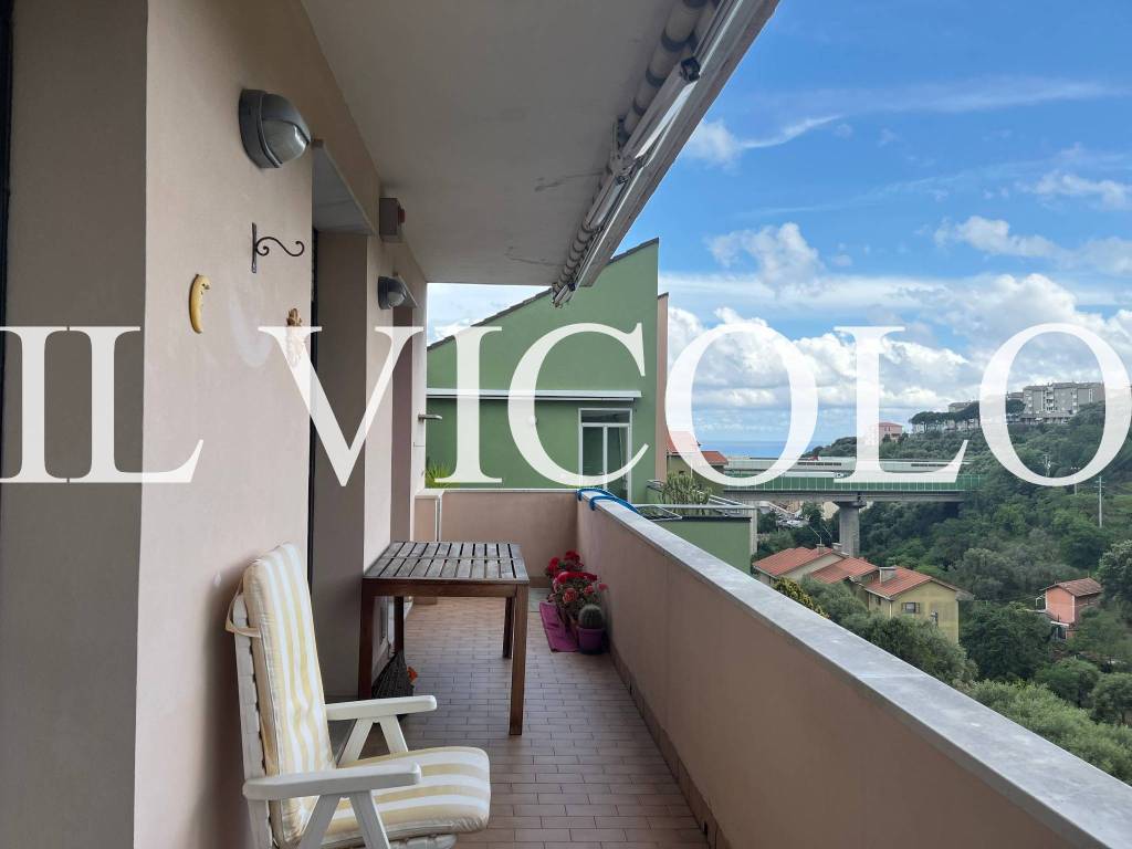 appartamento in vendita a Celle Ligure in zona Pecorile