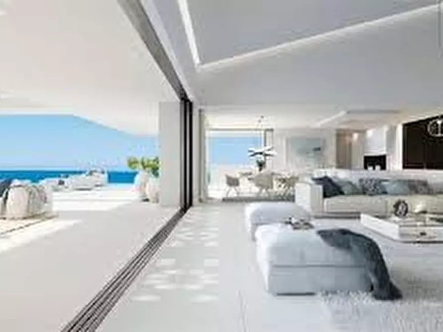 appartamento in vendita a Celle Ligure in zona Costa