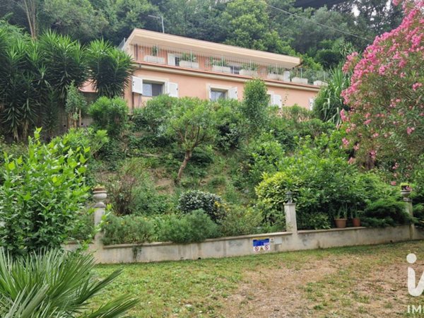 casa indipendente in vendita a Celle Ligure in zona Pecorile