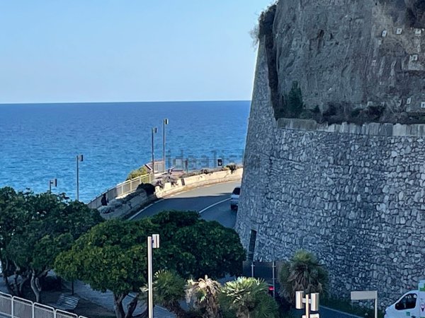appartamento in vendita a Celle Ligure in zona Costa