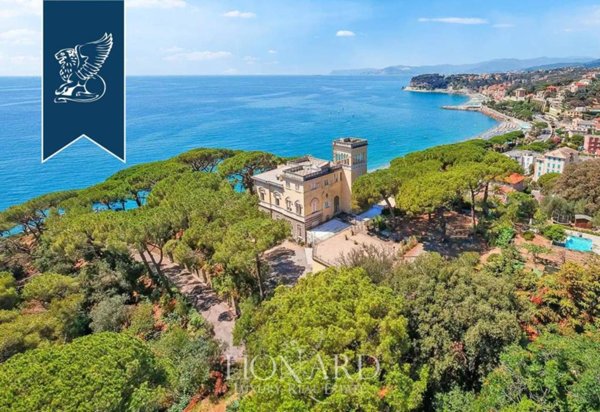 villa in vendita a Celle Ligure