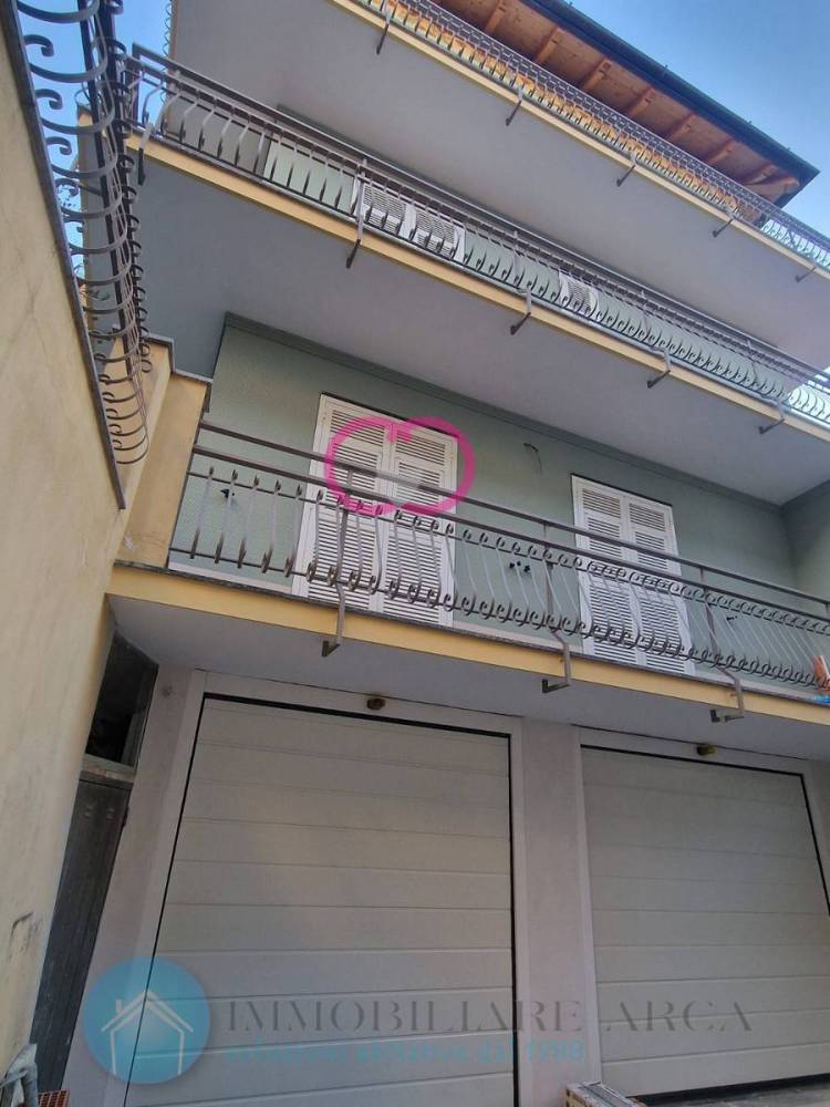 appartamento in vendita a Celle Ligure in zona Costa