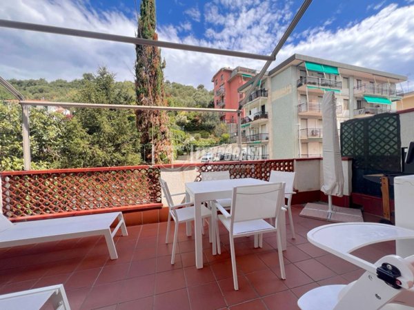 appartamento in vendita a Celle Ligure in zona Costa