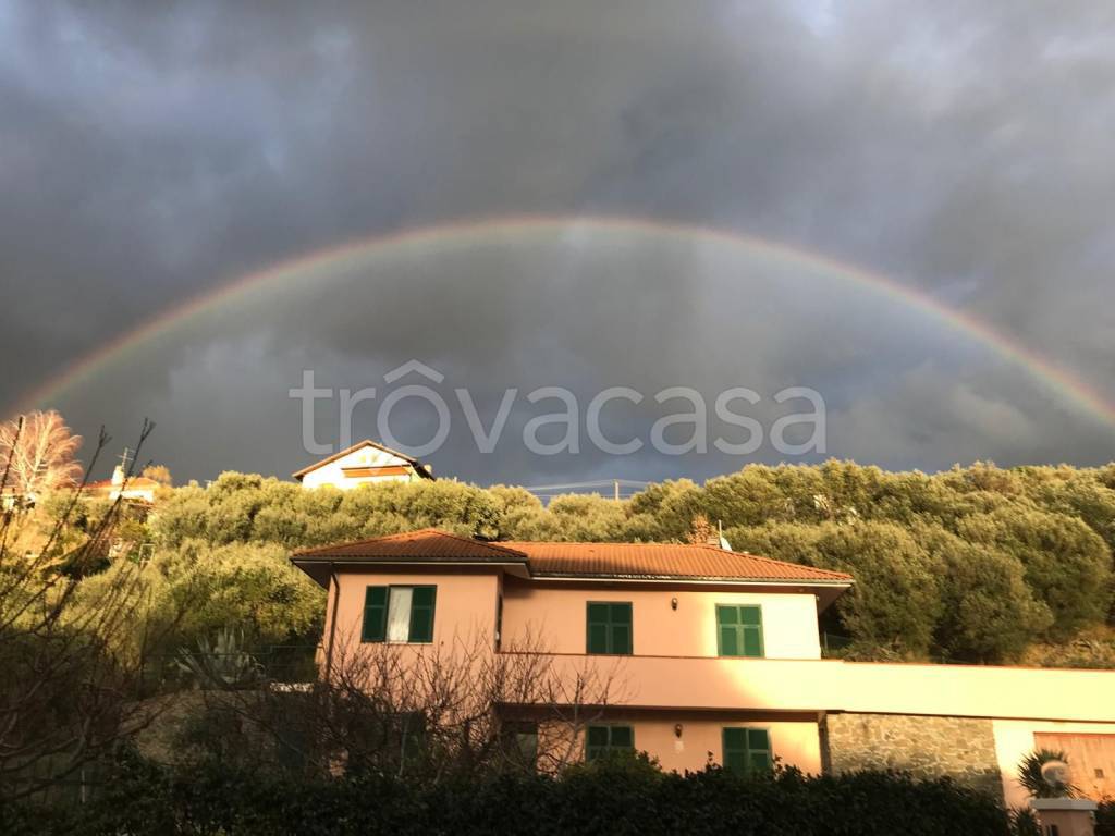 casa indipendente in vendita a Celle Ligure in zona Pecorile