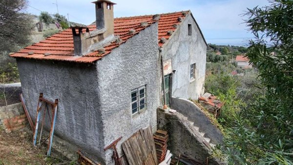 casa indipendente in vendita a Celle Ligure in zona Natta