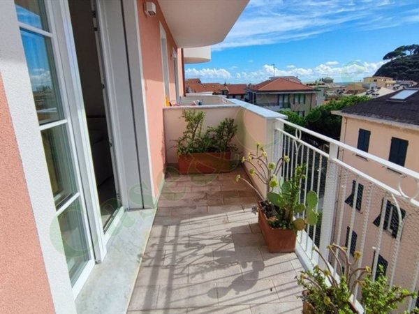 appartamento in vendita a Celle Ligure in zona Pecorile
