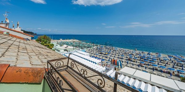 appartamento in vendita a Celle Ligure