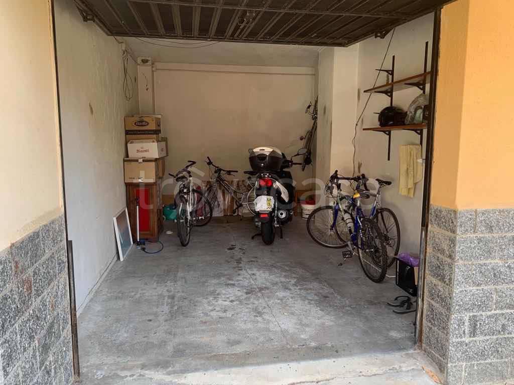 box auto in vendita a Celle Ligure in zona Costa